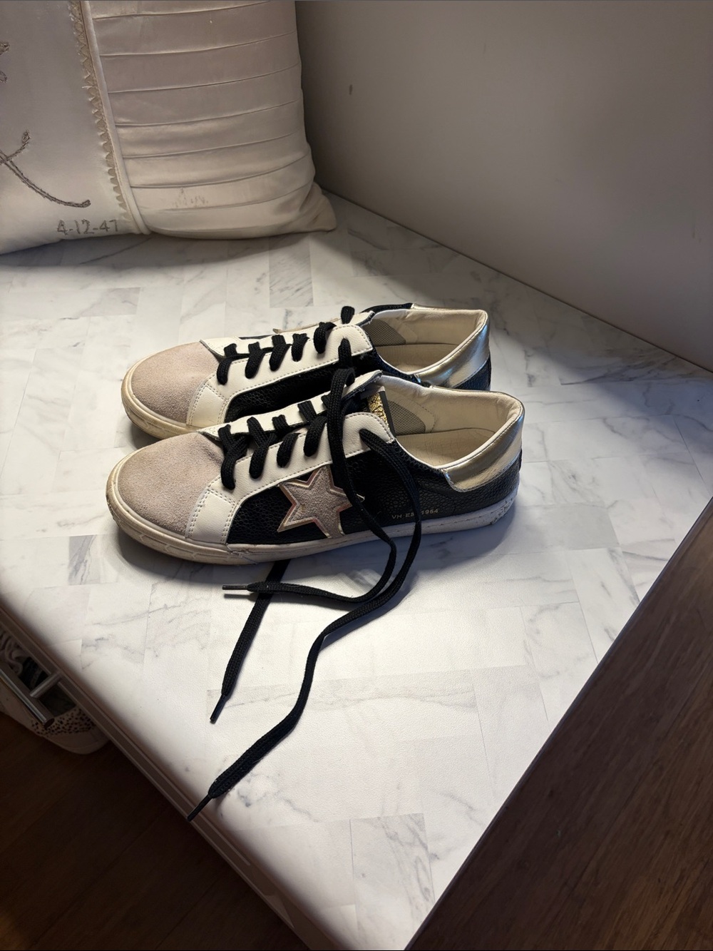 Vintage Havana Black, White & Beige Star Lace-Up Sneakers